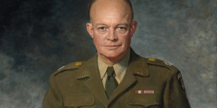 Dwight_D._Eisenhower_