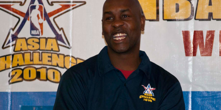 Gary_Payton_laughing_NBA_Asia_Challenge_2010