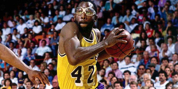 legends-james-worthy