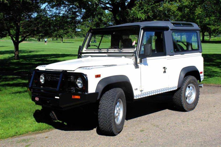 1997 Land Rover Defender(Hemmings)